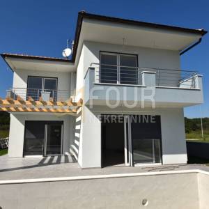 Istra, Svetvinčenat, novogradnja, vila s bazenom