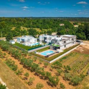 ISTRA, SVETVINČENAT - Novoizgrađena vila sa grijanim bazenom!