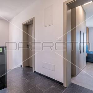 Istra, Svetvinčenat, okolica, moderna vila 208 m2 sa bazenom i četiri spavače so