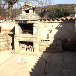 Istra, Svetvinčenat - okolica, samostojeća kuća s garažom