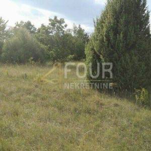 Istra, Svetvinčenat, poljoprivredno zemljište 1.840m2