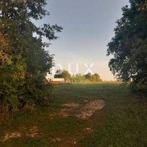 ISTRA, SVETVINČENAT - Posjed u srcu Istre!