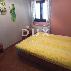 ISTRA-SVETVINČENAT-Predivna obiteljska kuća s dva apartmana