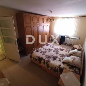 ISTRA-SVETVINČENAT-Predivna obiteljska kuća s dva apartmana