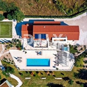 ISTRA, SVETVINČENAT - Profinjena vila okružena zelenilom