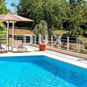 ISTRA, SVETVINČENAT - Profinjena vila okružena zelenilom