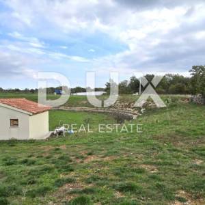 ISTRA, SVETVINČENAT - Prostrani kompleks zemljišta s objektom