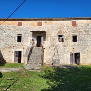 ISTRA. SVETVINČENAT - Samostojeća kamena kuća
