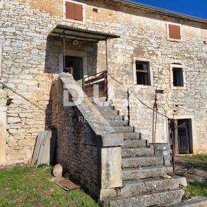 ISTRA. SVETVINČENAT - Samostojeća kamena kuća
