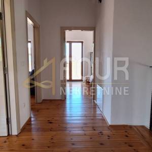 Istra, Svetvinčenat, samostojeća kamena kuća, 147.50m2