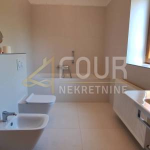 Istra, Svetvinčenat, samostojeća kamena kuća, 147.50m2