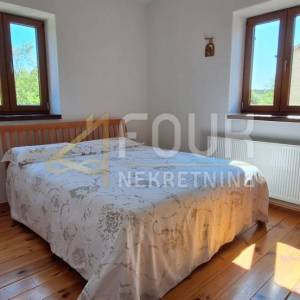 Istra, Svetvinčenat, samostojeća kamena kuća, 147.50m2