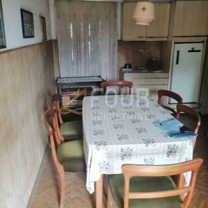 Istra, Svetvinčenat, samostojeća kuća, gosp. objet i dvije garaže