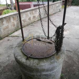 Istra, Svetvinčenat, samostojeća kuća, gosp. objet i dvije garaže