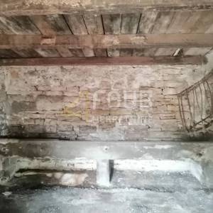 Istra, Svetvinčenat, samostojeća kuća, gosp. objet i dvije garaže