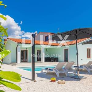 ISTRA, SVETVINČENAT - Šarmantna novoizgrađena kuća s bazenom
