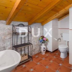 ISTRA, TINJAN - Autohtona kamena ljepotica s kompleksom zemljišta