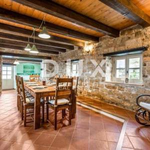ISTRA, TINJAN - Istarska rustikalna kuća