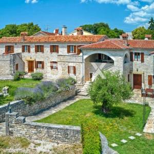 ISTRA, TINJAN - Kamena autohtona vila