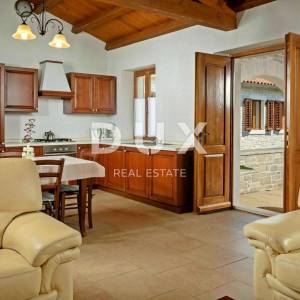 ISTRA, TINJAN - Kamena autohtona vila