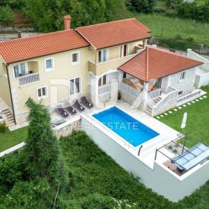 ISTRA, TINJAN - Komforna kuća s bazenom