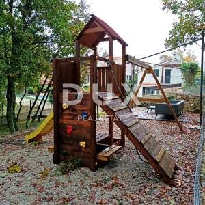 ISTRA, TINJAN - Kvalitetna kuća s bazenom i prostranom okućnicom, pogled na more