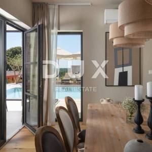 ISTRA, TINJAN - Vrhunski opremljena vila s pet spavaćih soba i wellnessom