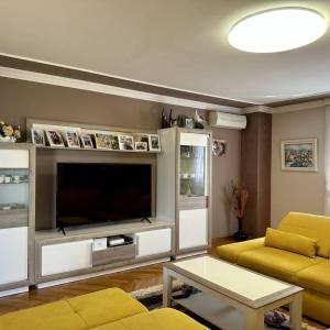 ISTRA, UMAG - Apartmanska kuća sa 6 jedinica