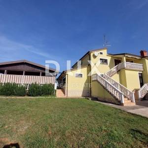 ISTRA, UMAG - Apartmanska kuća i poslovni objekt sa stanom
