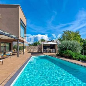 ISTRA, UMAG - Dizajnerska kuća s bazenom i wellnessom