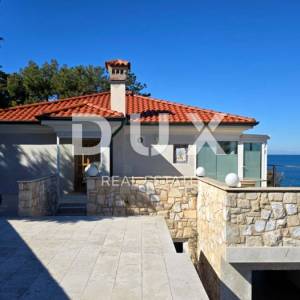 ISTRA, UMAG - Ekskluzivno! Vila uz more