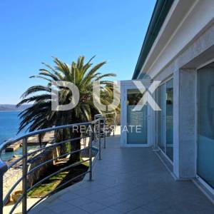 ISTRA, UMAG - Ekskluzivno! Vila uz more
