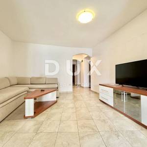 ISTRA, UMAG - Etaža u centru grada, 1. kat, 100 m2