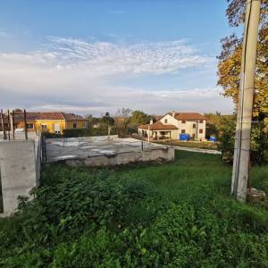 ISTRA, UMAG - Građevinsko zemljište sa započetom gradnjom