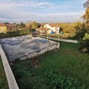 ISTRA, UMAG - Građevinsko zemljište sa započetom gradnjom
