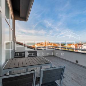ISTRA, UMAG - Impresivni studio apartman s otvorenim pogledom na more i grad 