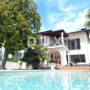 ISTRA, UMAG - Jedinstvena vila s bazenom, prvi red do mora