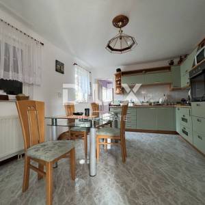 ISTRA, UMAG - Kamena ljepotica prvi red do mora