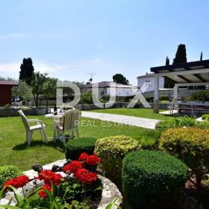 ISTRA, UMAG - Kamena ljepotica prvi red do mora