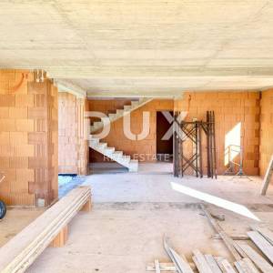 ISTRA, UMAG - Kuća s pogledom na more u roh-bau fazi