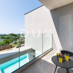 ISTRA, UMAG - Moderna vila s pogledom na more