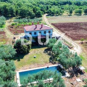 ISTRA, UMAG - Neponovljiva privatna stancija smještena u prirodnoj oazi