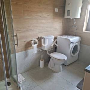 ISTRA, UMAG - Obnovljena kamena kuća s čak 4 jedinice, samo 200 m od mora!