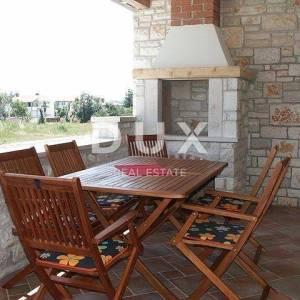 ISTRA, UMAG (okolica) - Dvojna vila 300m od mora