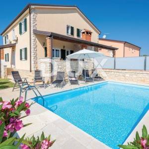ISTRA, UMAG (okolica) - Dvojna vila 300m od mora