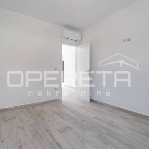 Istra, Umag okolica-stan na prvom katu s vrtom
