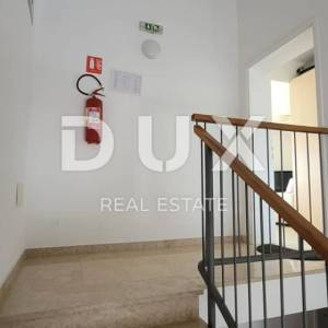 ISTRA, UMAG- Penthouse sa krovnom terasom 200m od plaže!