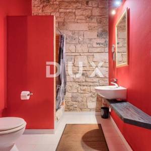 ISTRA, UMAG - Prekrasno imanje sa kućom i bungalovima 250 m od mora 