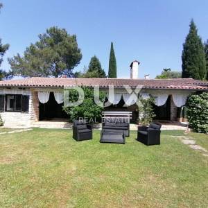 ISTRA, UMAG - Prekrasno imanje sa kućom i bungalovima 250 m od mora 