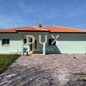 ISTRA, UMAG - Prizemnica s bazenom na mirnoj lokaciji 